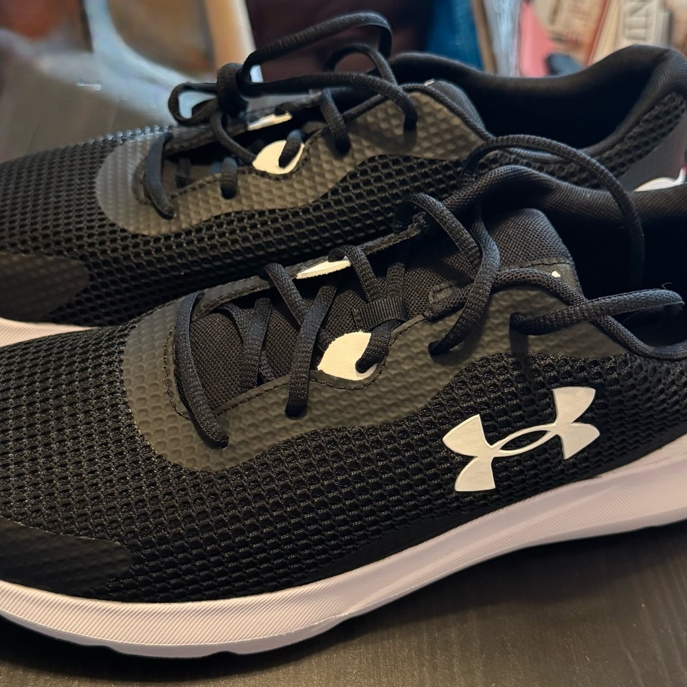 Under Armour Surge 3 Black and White Running Sneakers size 15 never worn